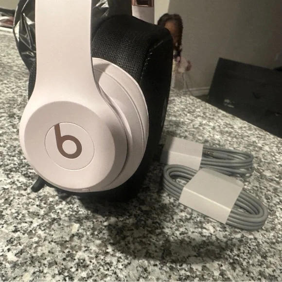 Beats Black Wireless Headphones